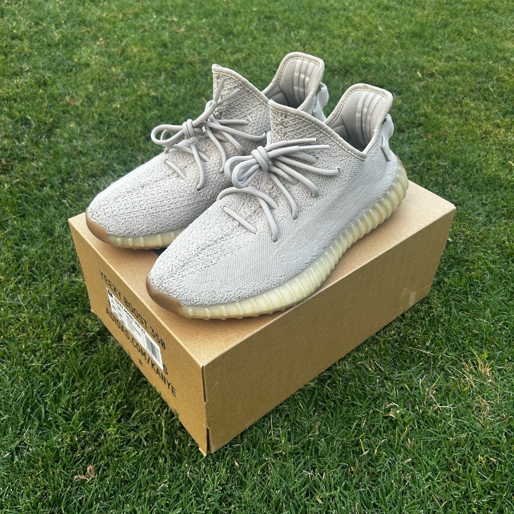 Yeezy boost 350 v2 sesame